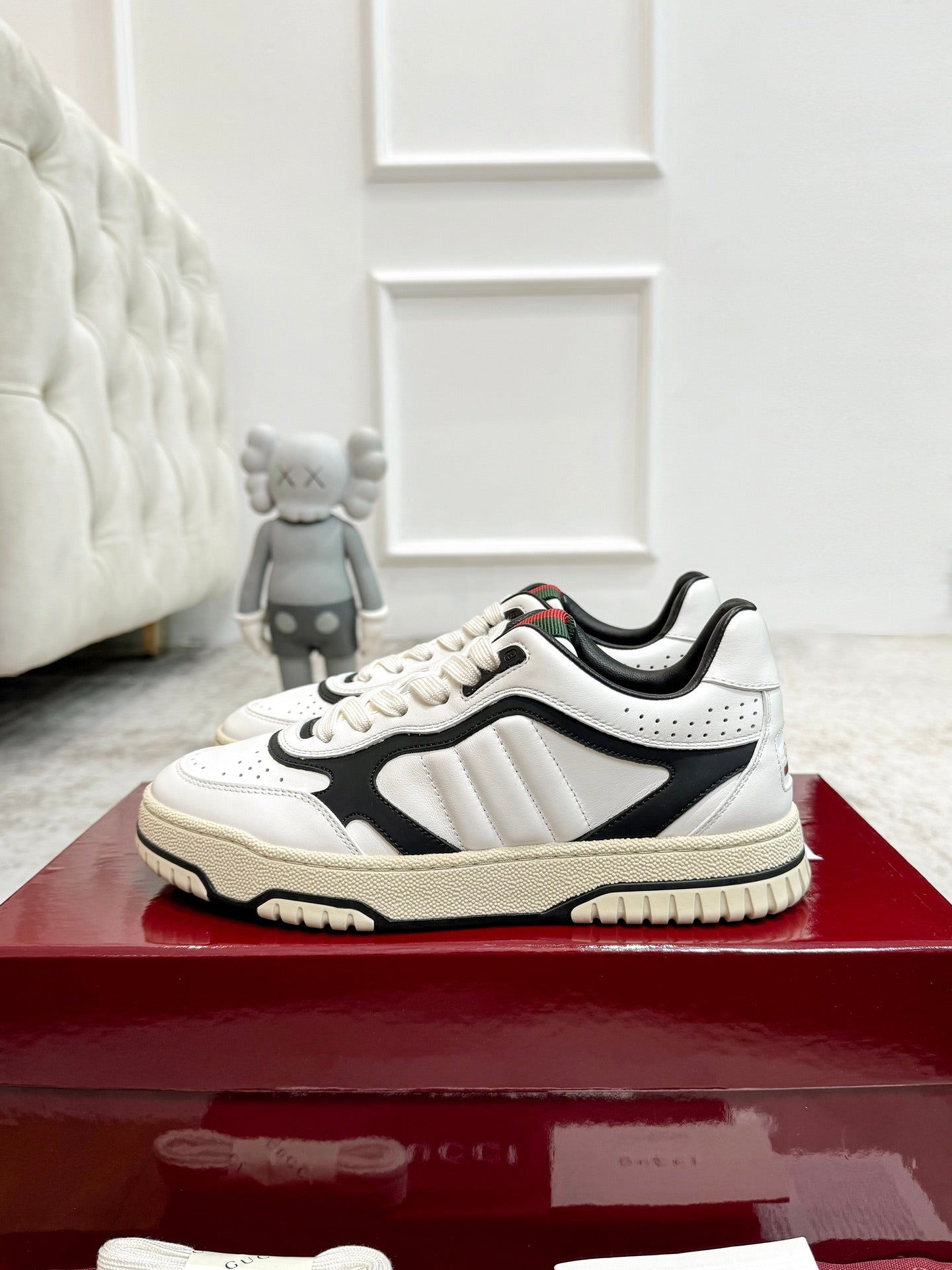 GG Men's Re-Web Sneaker White Black Calfskin 534247
