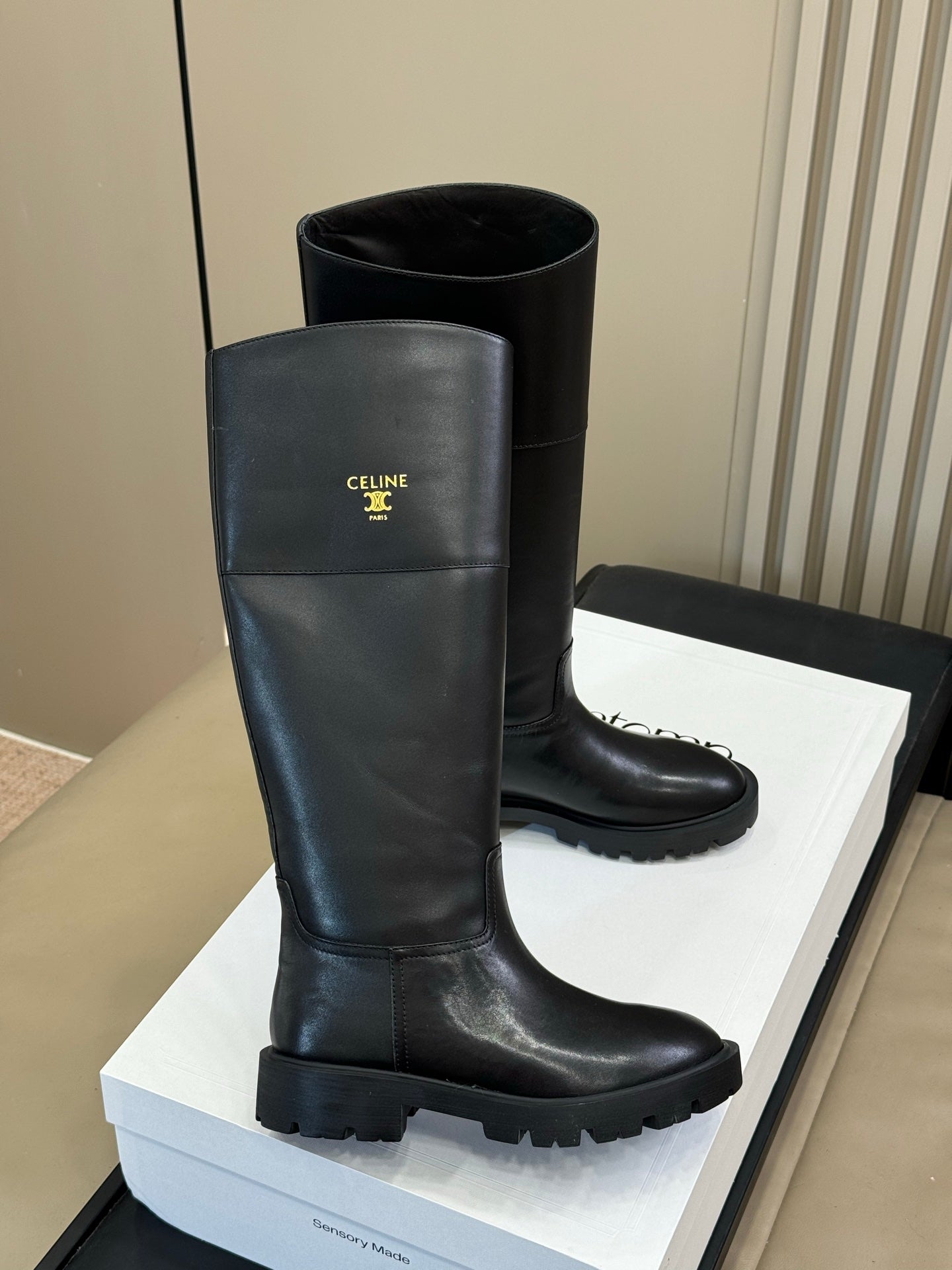 Gucci 2025 Arc de Triomphe Boot Black Calfskin 562168