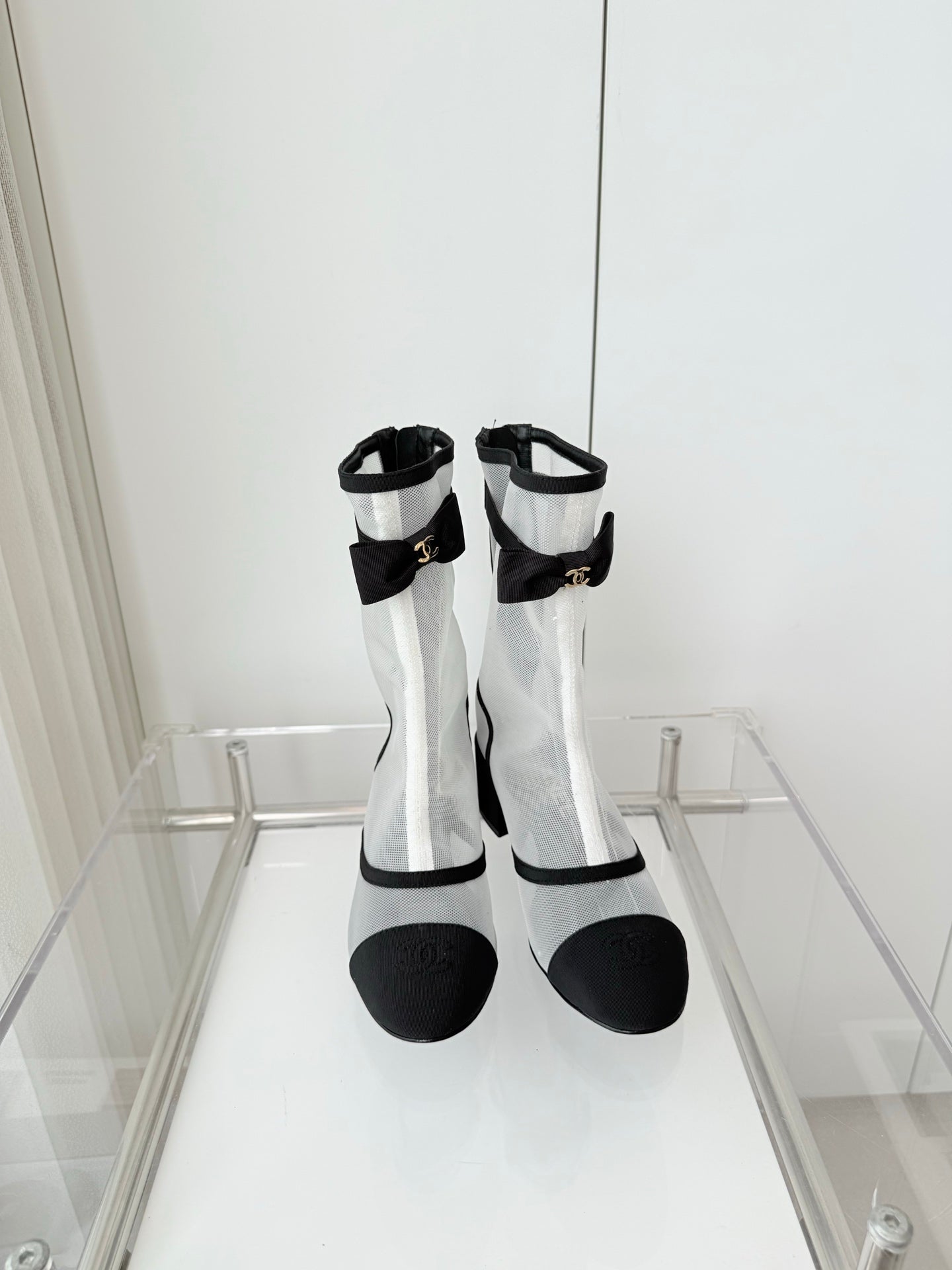 CC 25 Short Boot Black White Mesh Fabric 411470